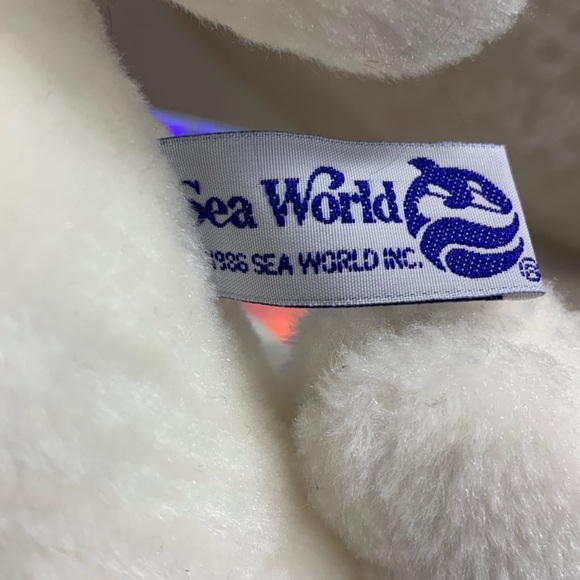Vintage 1986 Sea World 7" white seal plush stuffed animal - Picture 3 of 9